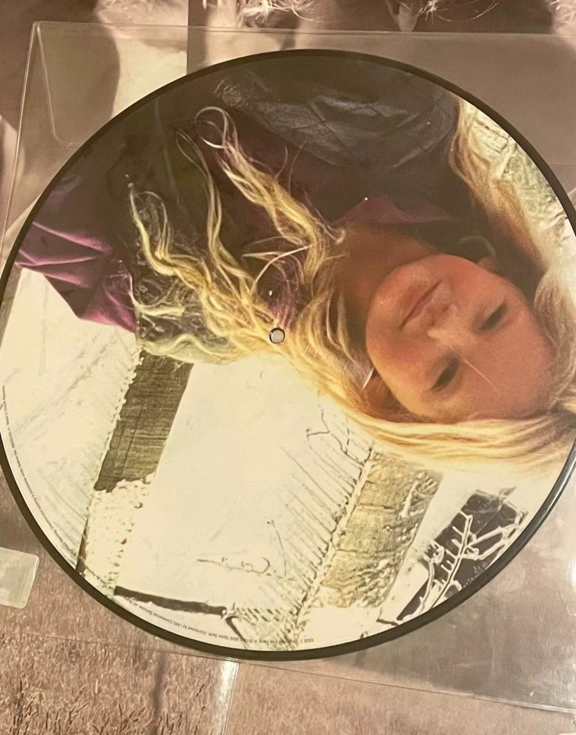 Taylor Swift – Christmas Tree Farm – 12-Inch Picture Disc – actual copy