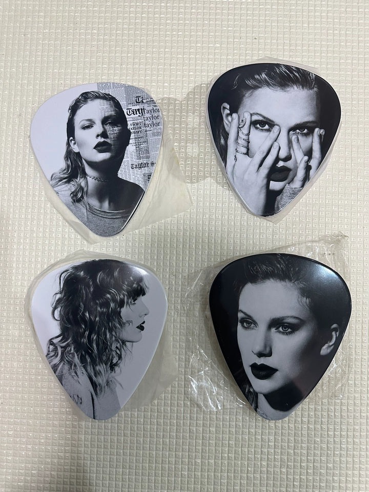 Taylor Swift – Reputation Guitar Pick Coaster Set