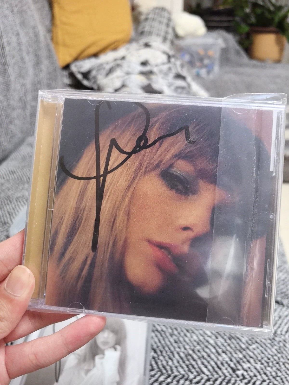 Taylor Swift – Midnights – Signed CD Bundle, 2 Copies