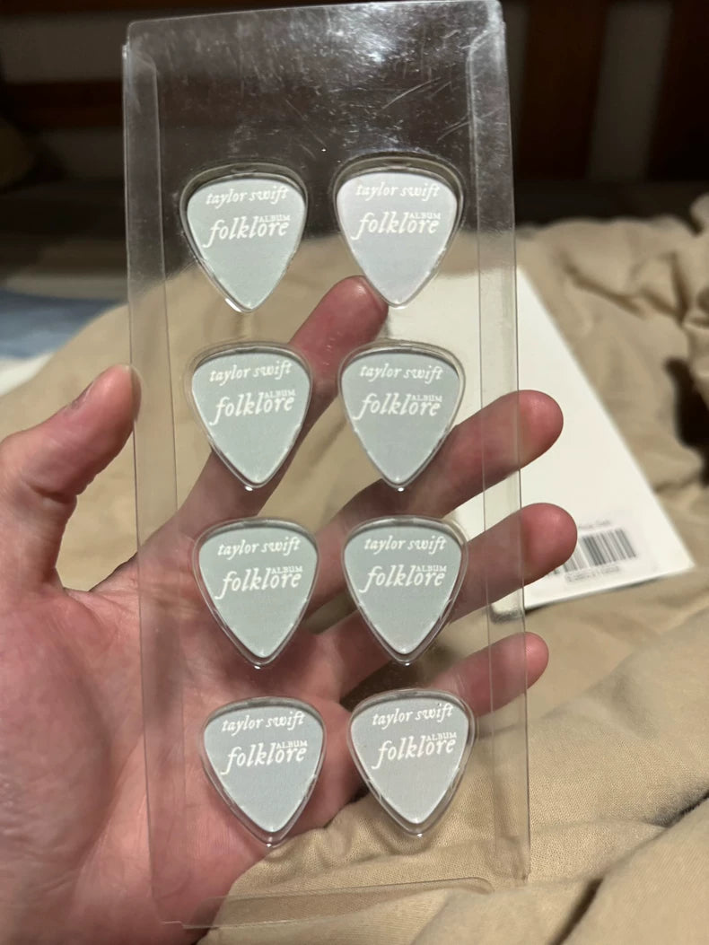 Taylor Swift – Folklore – Eight Guitar Pick Set
