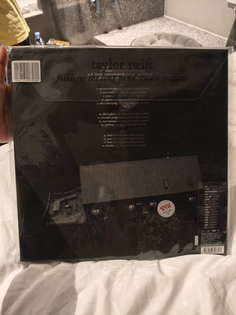 Taylor Swift – folklore Vinyl 2LP (Side-Opened) – actual product photo 4