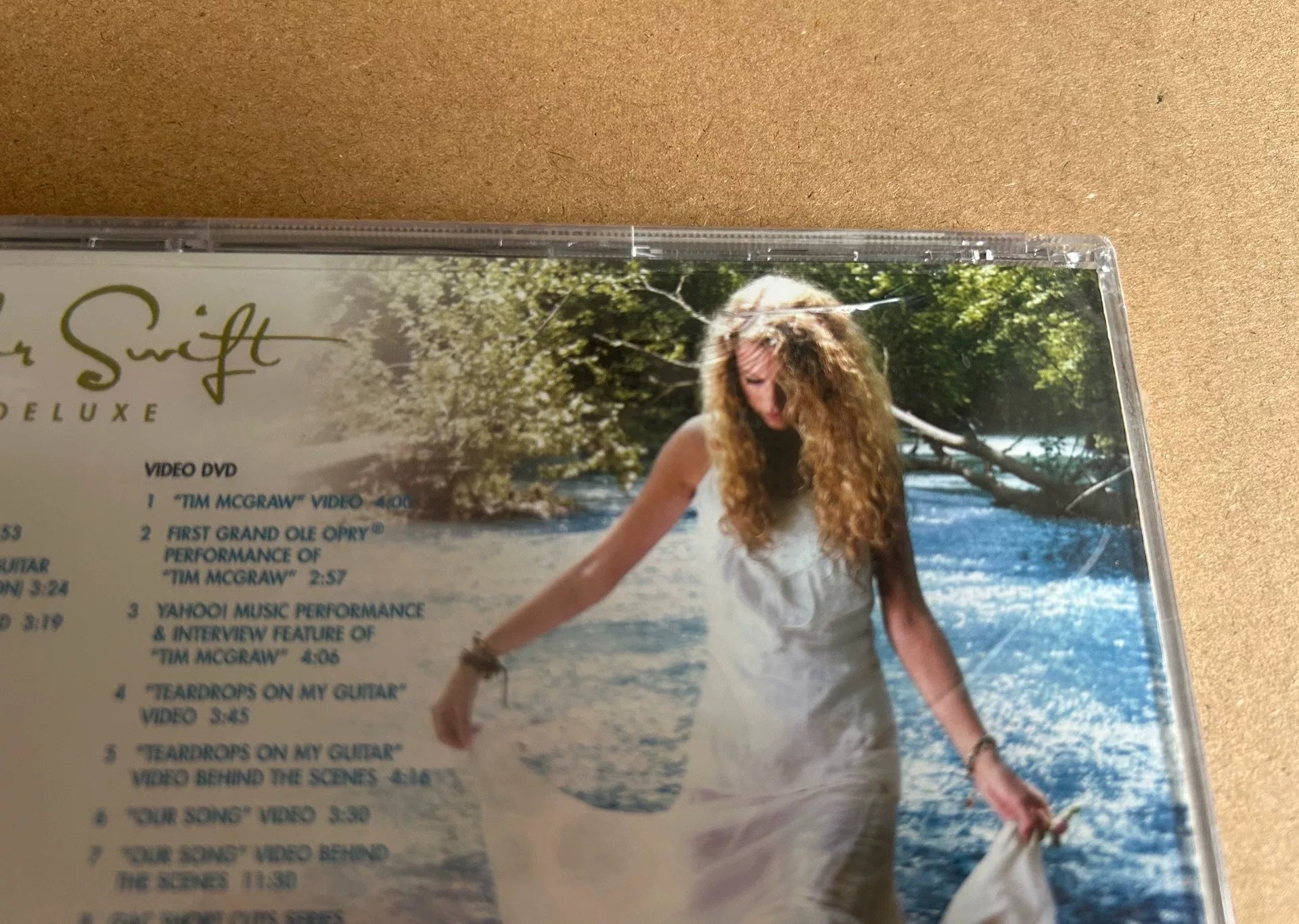 Taylor Swift – Self-Titled Deluxe CD + DVD with 3D Cover