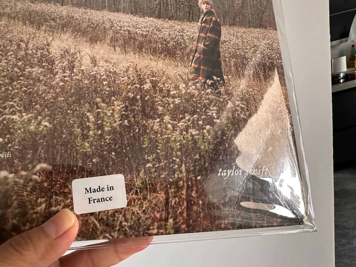 Taylor Swift – Evermore – Target Red Vinyl 2LP – Corner Wear – actual item photograph 4