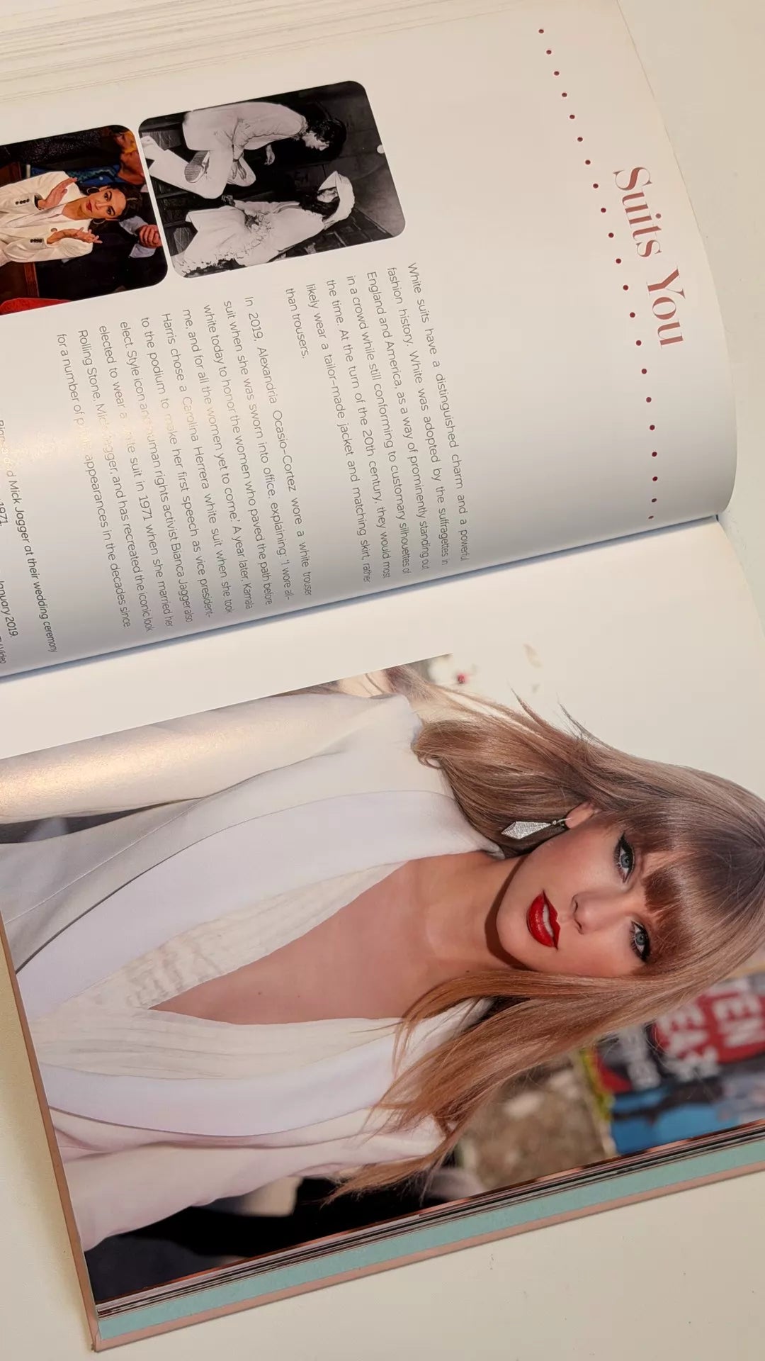 Taylor Swift and the Clothes She Wears – Terry Newman Hardcover – photo 5