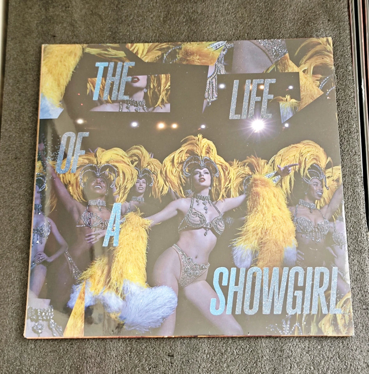 Taylor Swift – The Life of a Showgirl – Seller-Listed Blue Marble Glitter Vinyl LP – photograph 1