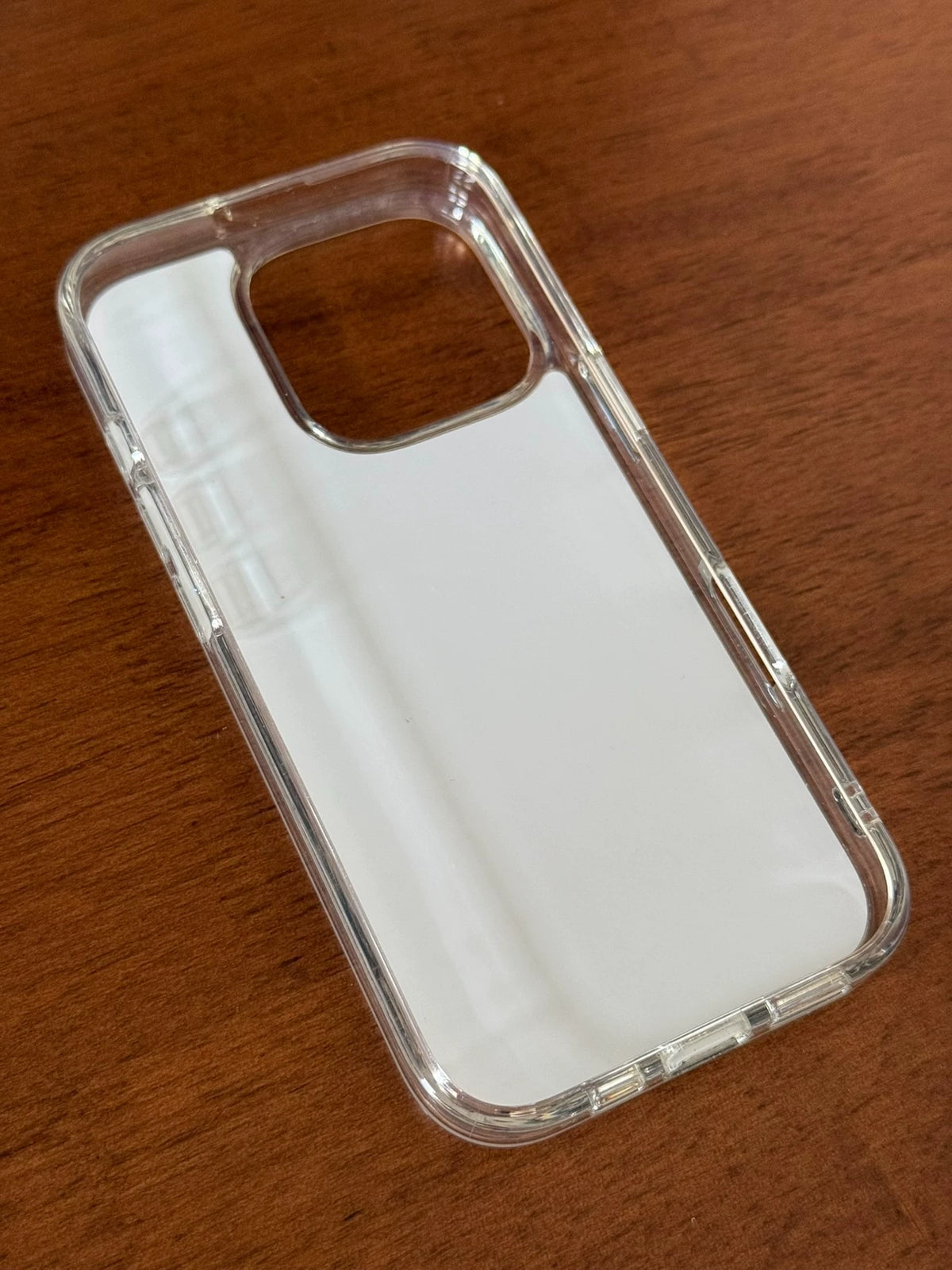 Taylor Swift – Reputation “Old Taylor” Mirror Phone Case – iPhone 16 Pro — product detail 3
