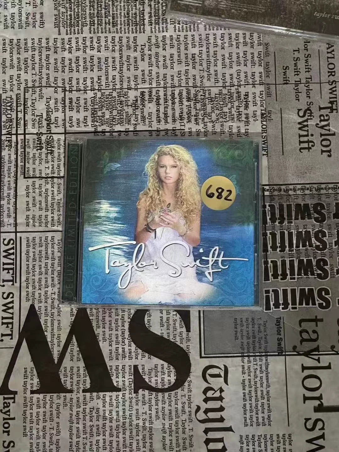 Taylor Swift – Self-Titled 10th Anniversary Numbered CD 682