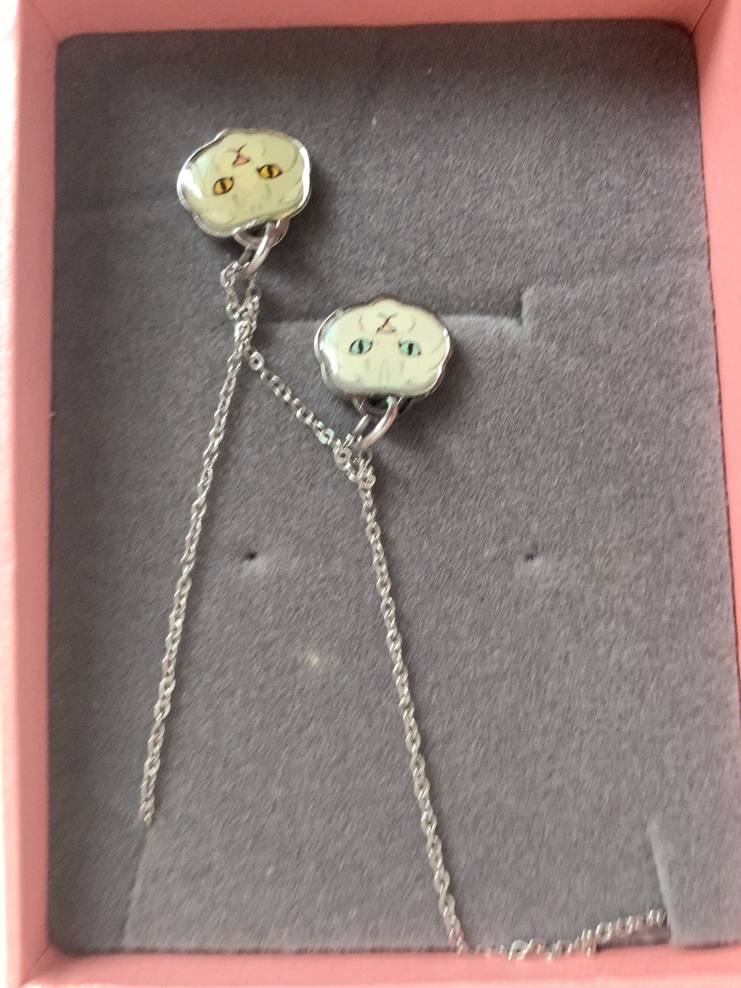 Taylor Swift – Meredith & Olivia Cat Necklace — main view