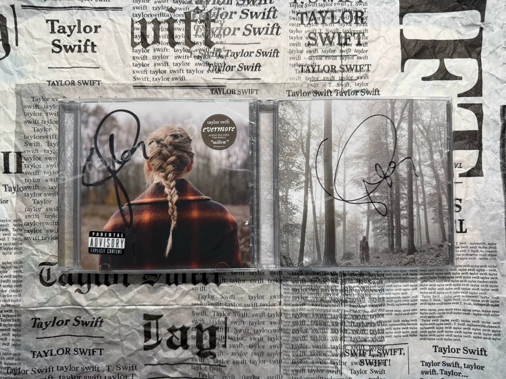 Taylor Swift – folklore & evermore Signed CD Set — front view