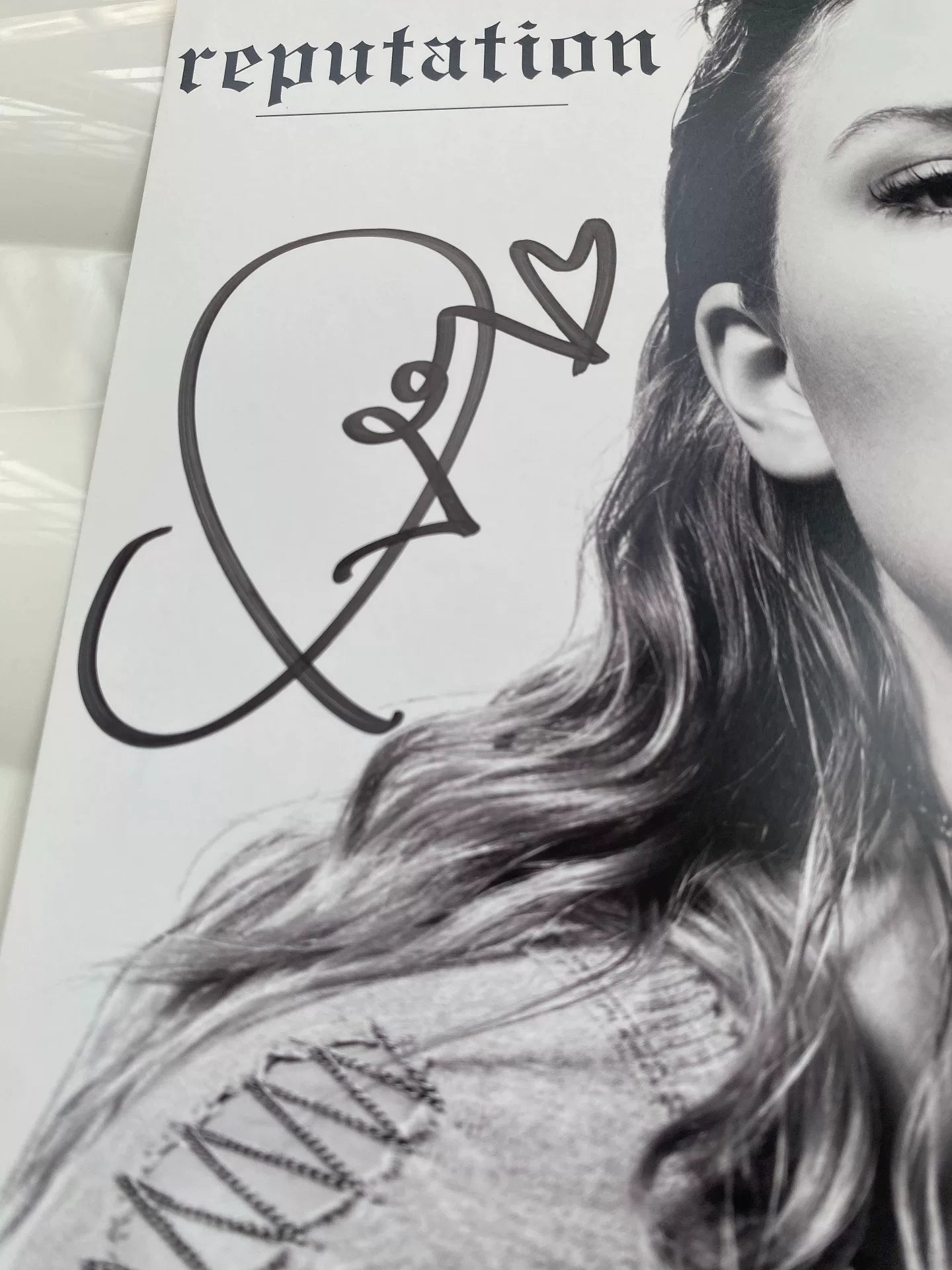 Taylor Swift – Reputation Tour Signed Poster