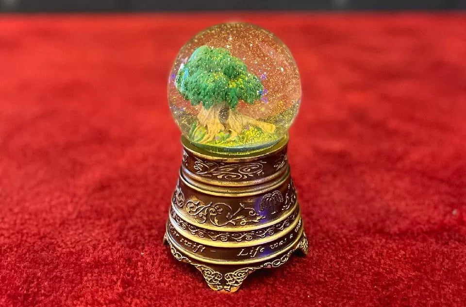 Taylor Swift – Willow Snow Globe Music Box — main view