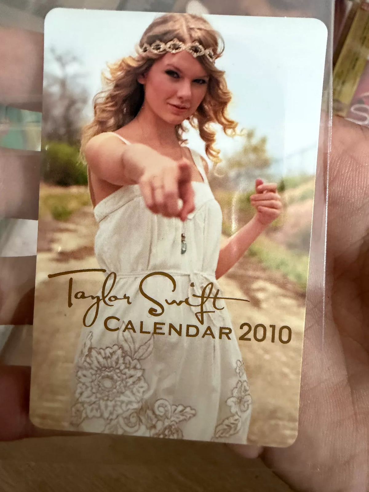 Taylor Swift – Fearless Platinum Edition – Japanese CD + DVD with Calendar Card – actual item photograph 3