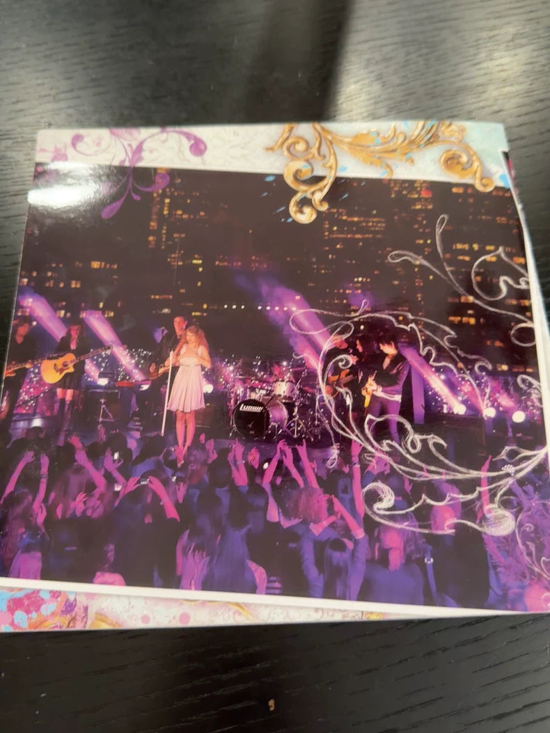 Taylor Swift – Speak Now First-Week Promotional Booklet – New – actual product photo 1