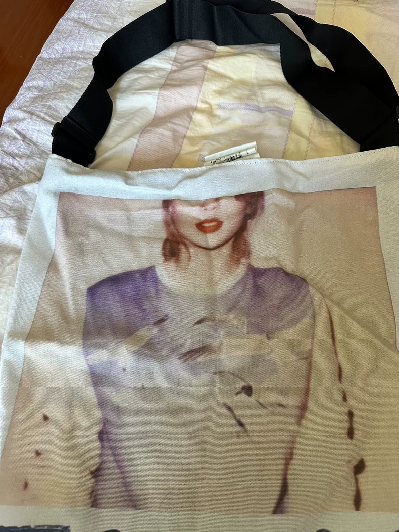 Taylor Swift – Official Store Adjustable Shoulder Bag – actual product photo 1