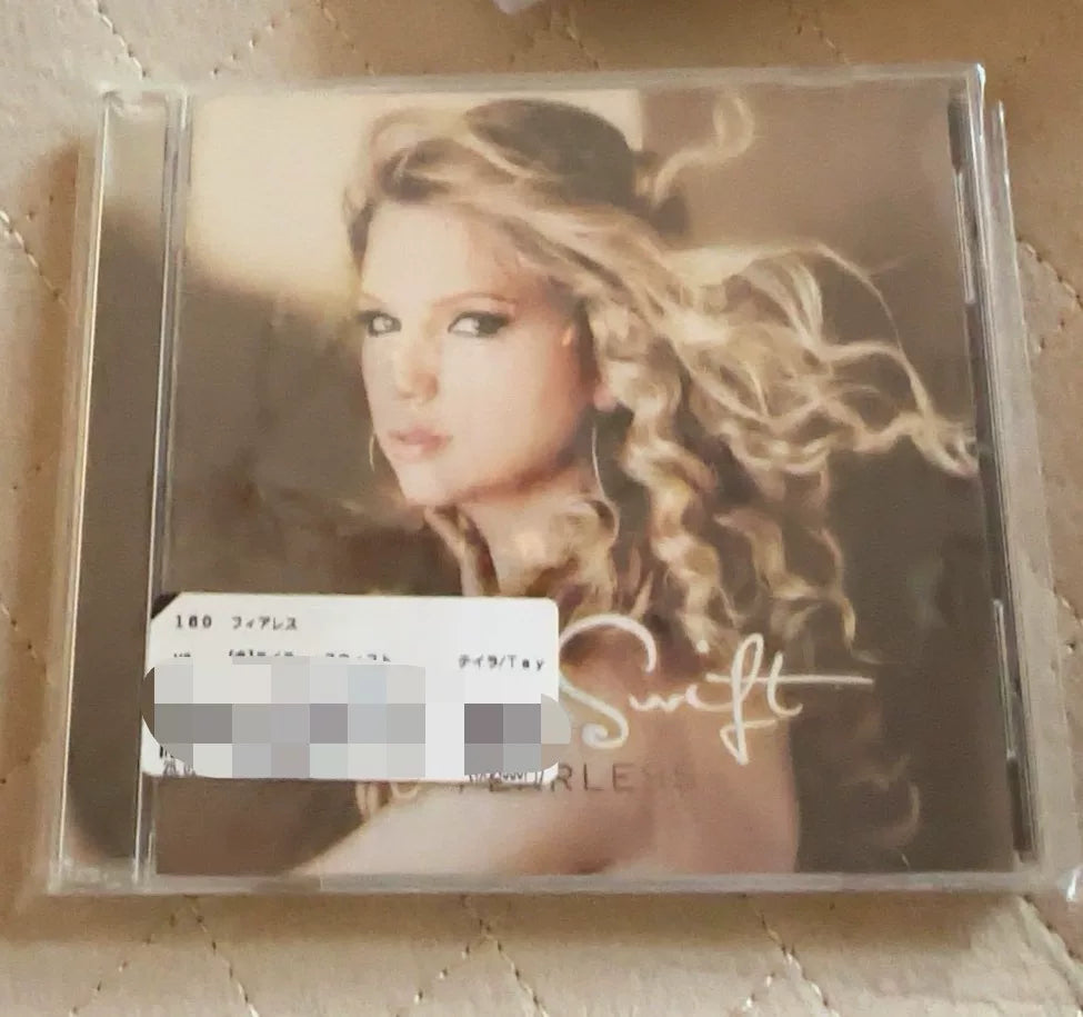 Taylor Swift Fearless Japanese Edition CD - Pre-Owned