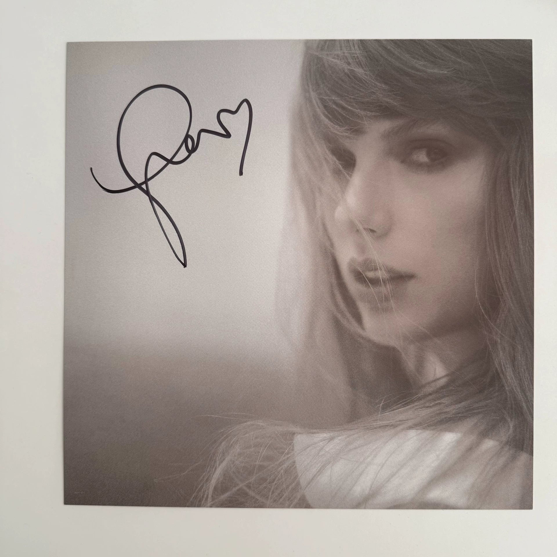 Taylor Swift – The Tortured Poets Department Signed Vinyl — front view