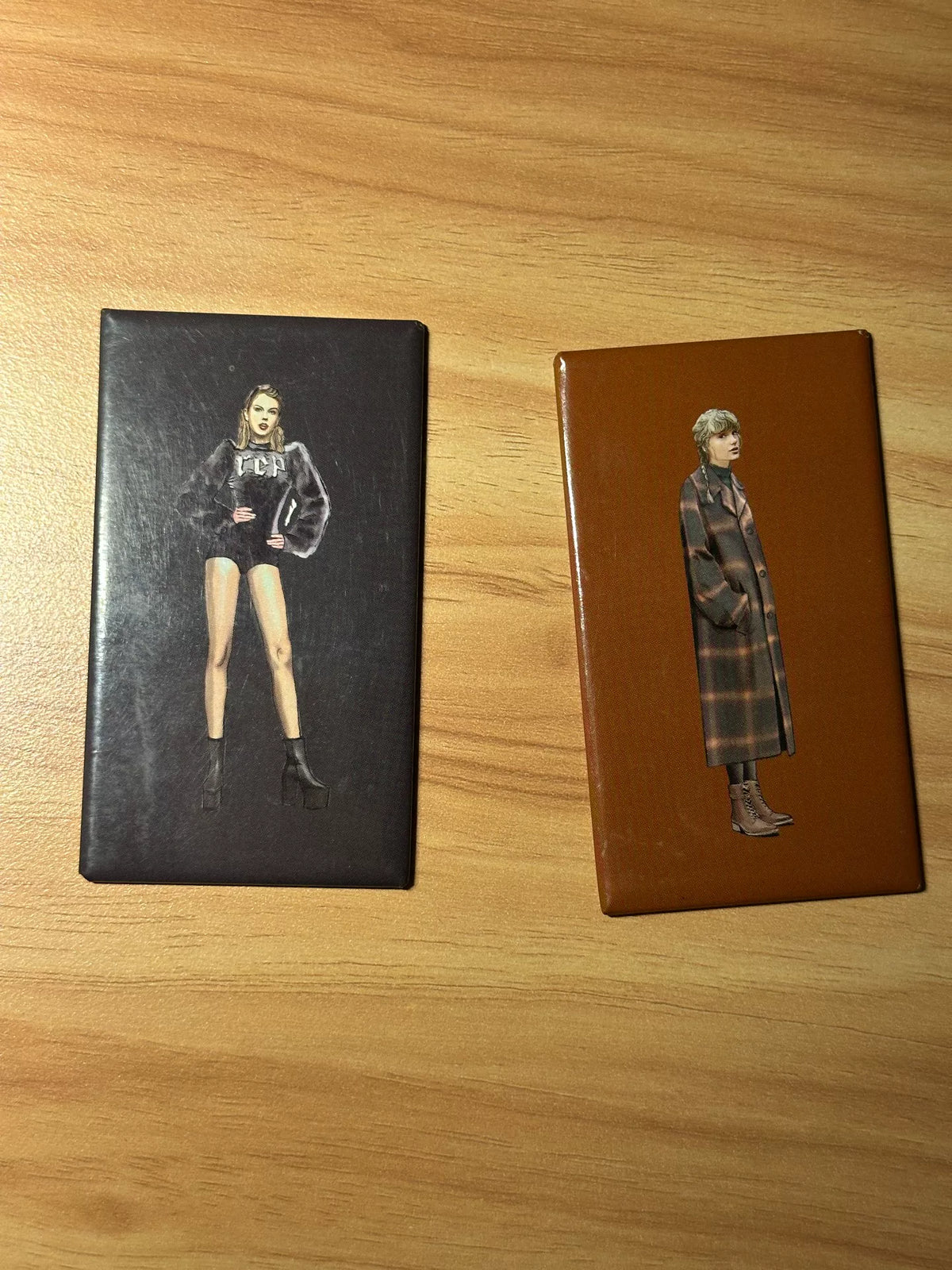 Taylor Swift – Reputation & Evermore – Set of Two Magnets