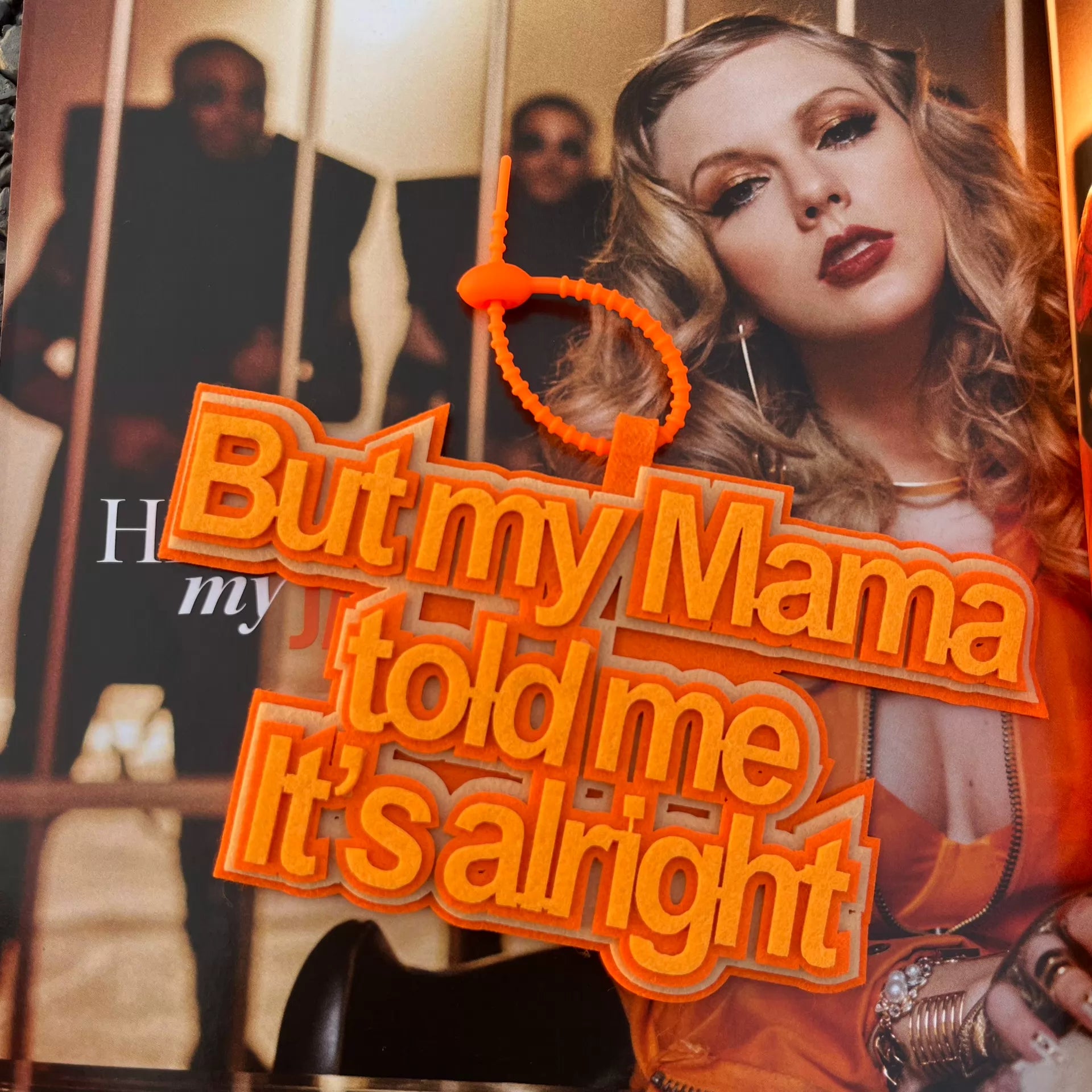 Taylor Swift – The Life of a Showgirl Felt Lyrics Hanger
