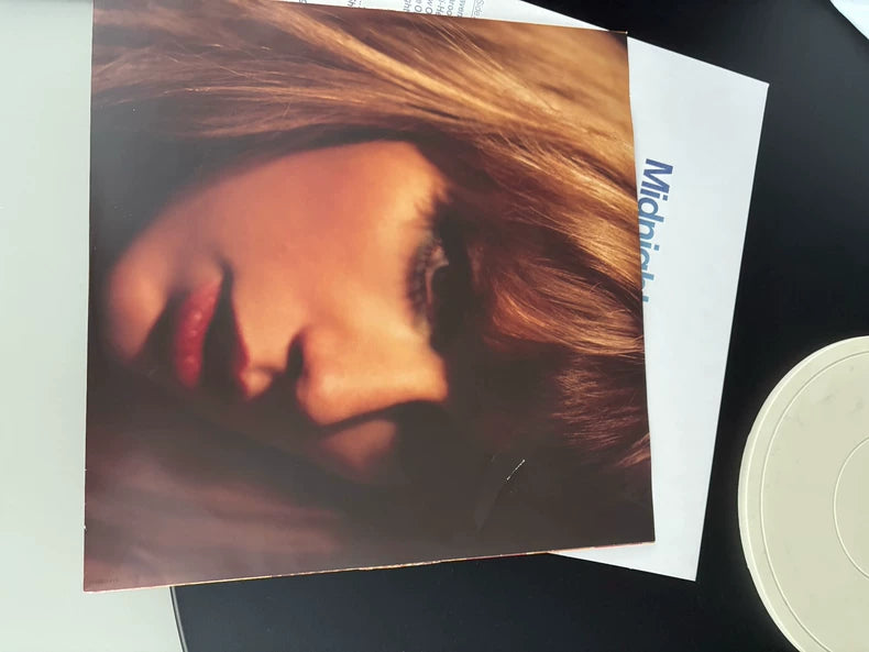 Taylor Swift – Midnights Moonstone Blue Signed Vinyl — detail 5