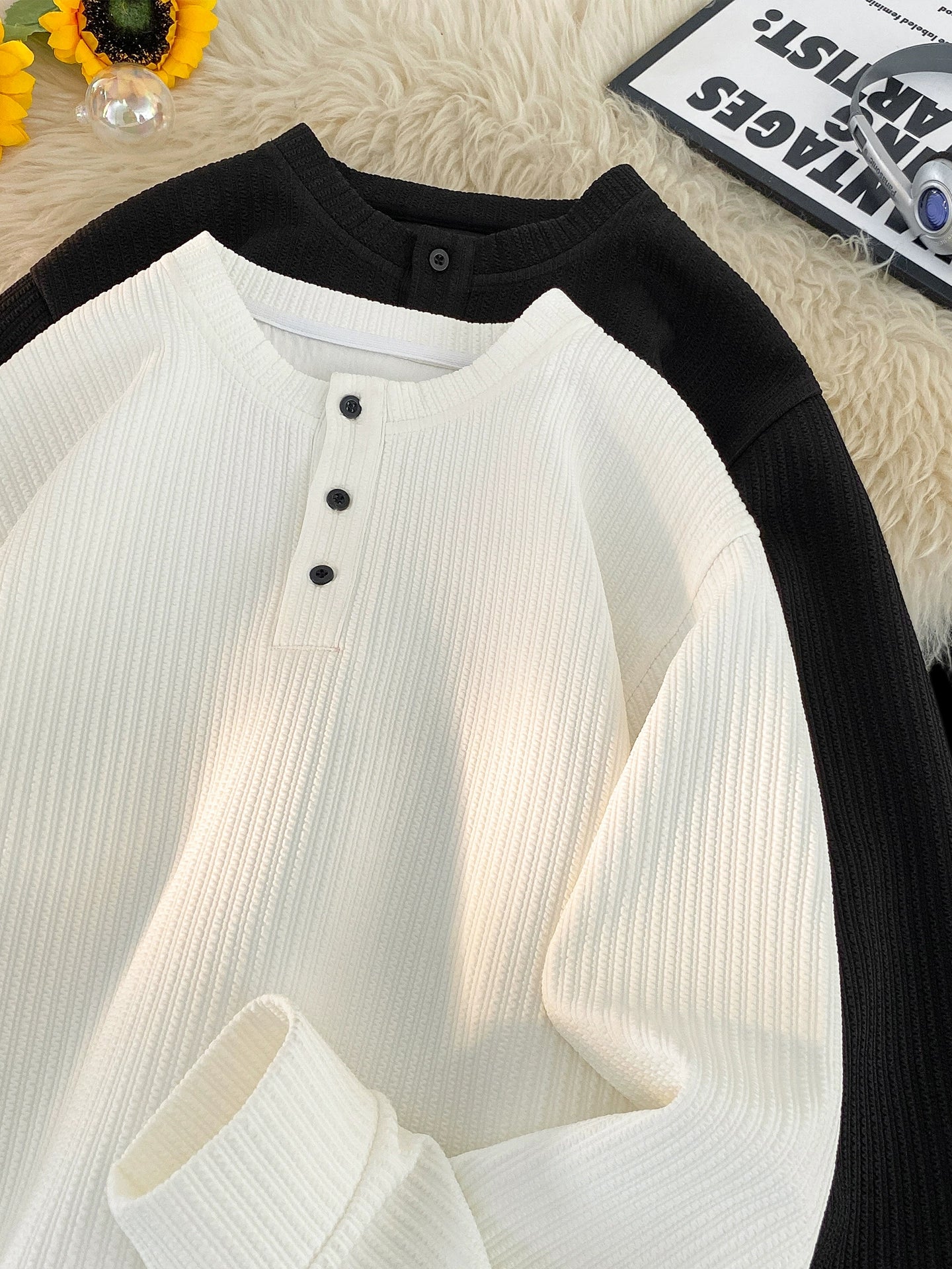 Long-sleeved T-shirt men's autumn and winter velvet high-end white undershirt sweater 2025 new