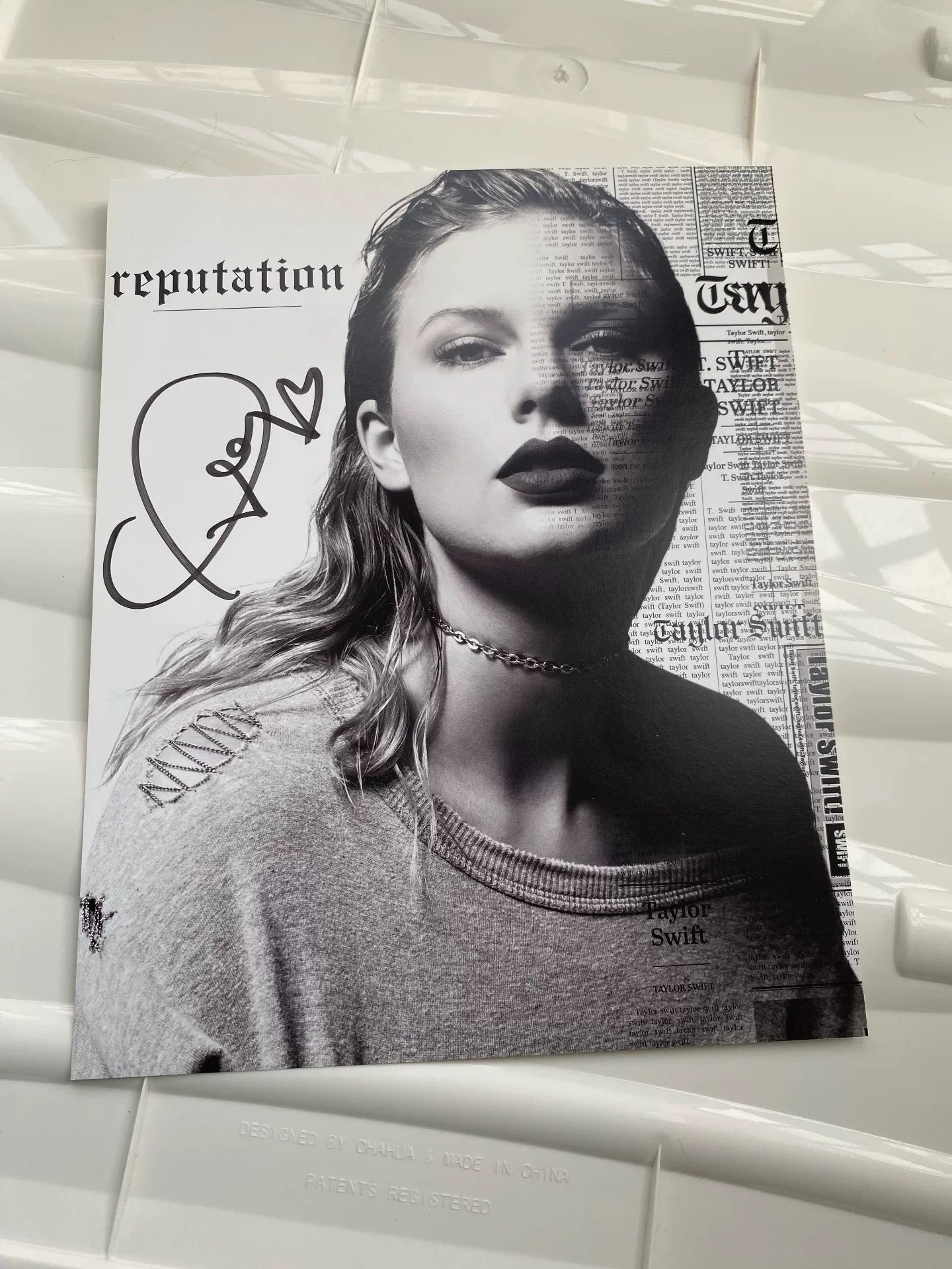 Taylor Swift – Reputation Tour Signed Poster