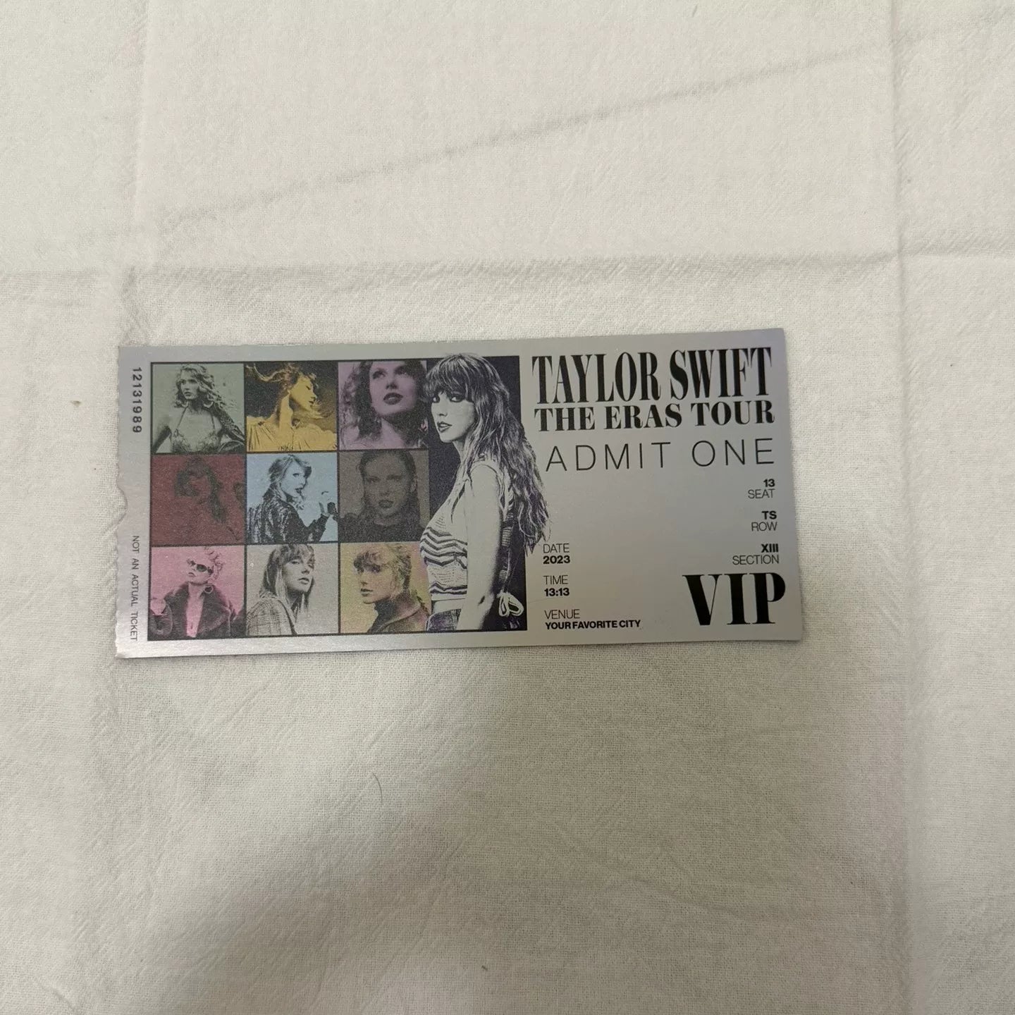 Taylor Swift – 1989 Tour VIP Holographic Pass Set