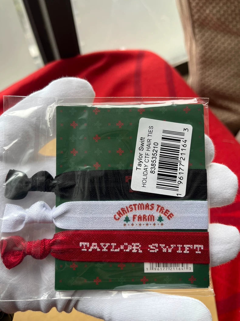 Taylor Swift – Christmas Tree Farm – Hair Tie Set