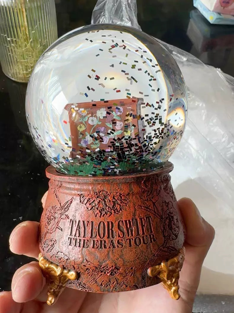 Taylor Swift – The Eras Tour 2025 Limited Snow Globe