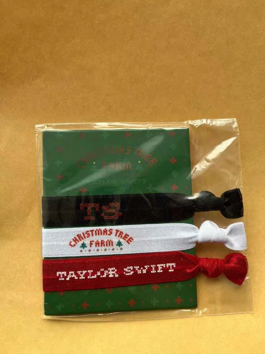 Taylor Swift – Christmas Tree Farm Hair Tie Set – photograph 1