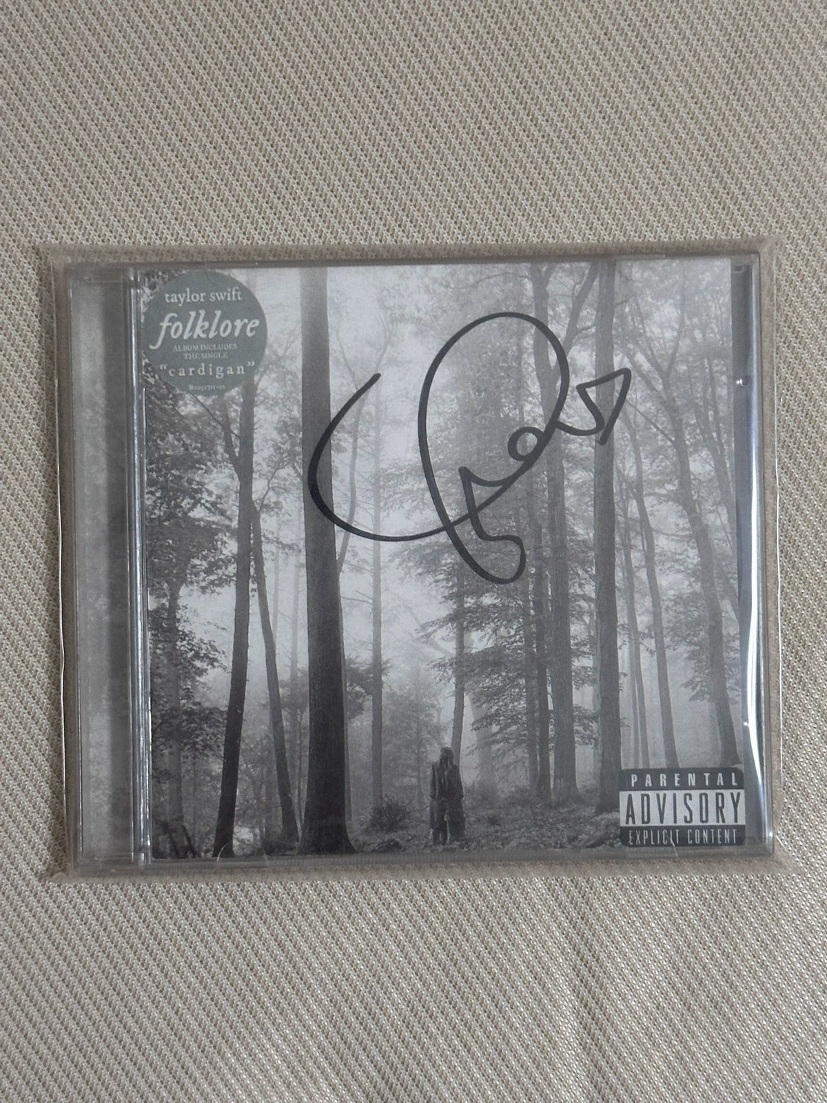 Taylor Swift – Folklore – Signed Heart CD with Sticker – actual item photograph