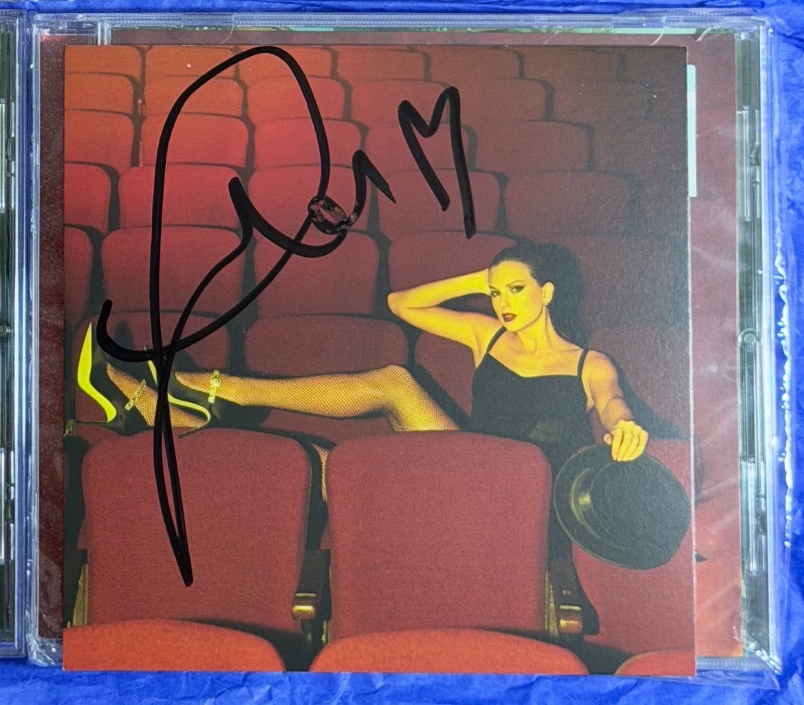 Taylor Swift – The Life of a Showgirl – Cover 4 Signed CD – actual item photograph 1