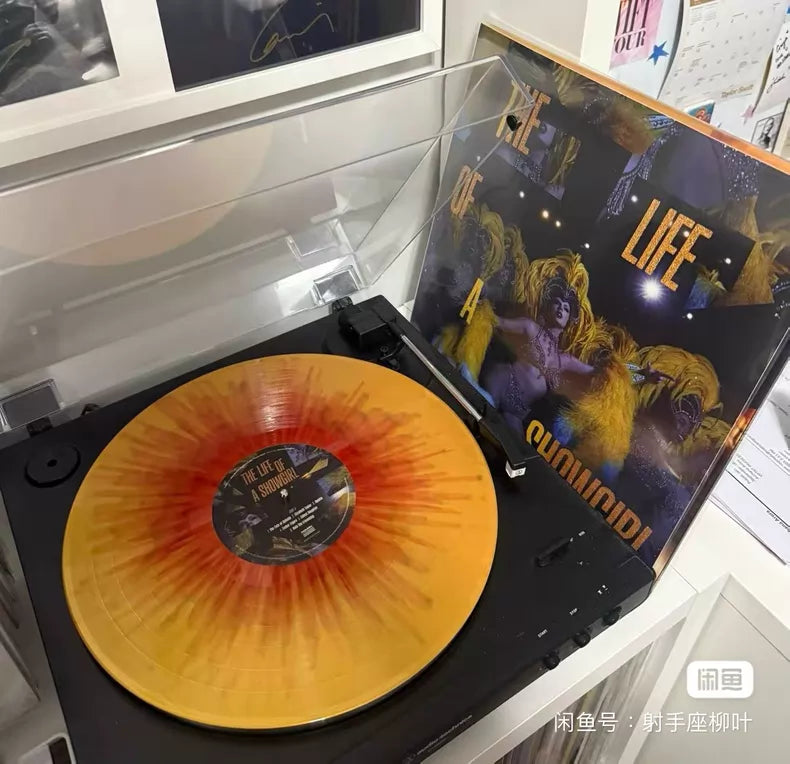 Taylor Swift – The Life Of A Showgirl – Lovely Bouquet Golden Vinyl