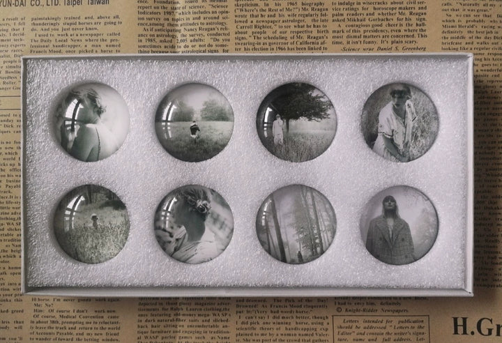 Taylor Swift – Folklore – Eight-Piece Fridge Magnet Set