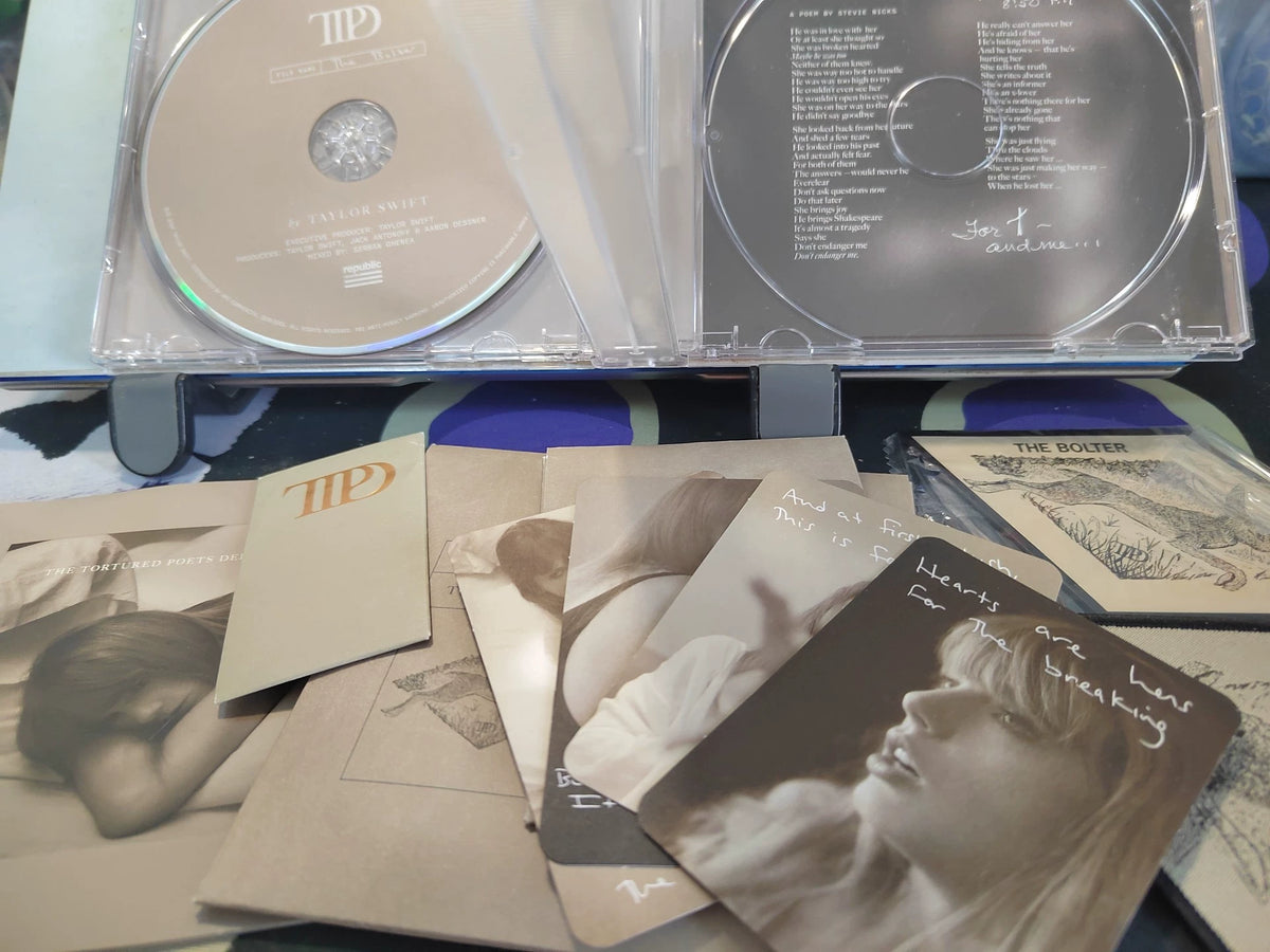 Taylor Swift – The Tortured Poets Department – The Bolter Collector’s Edition CD
