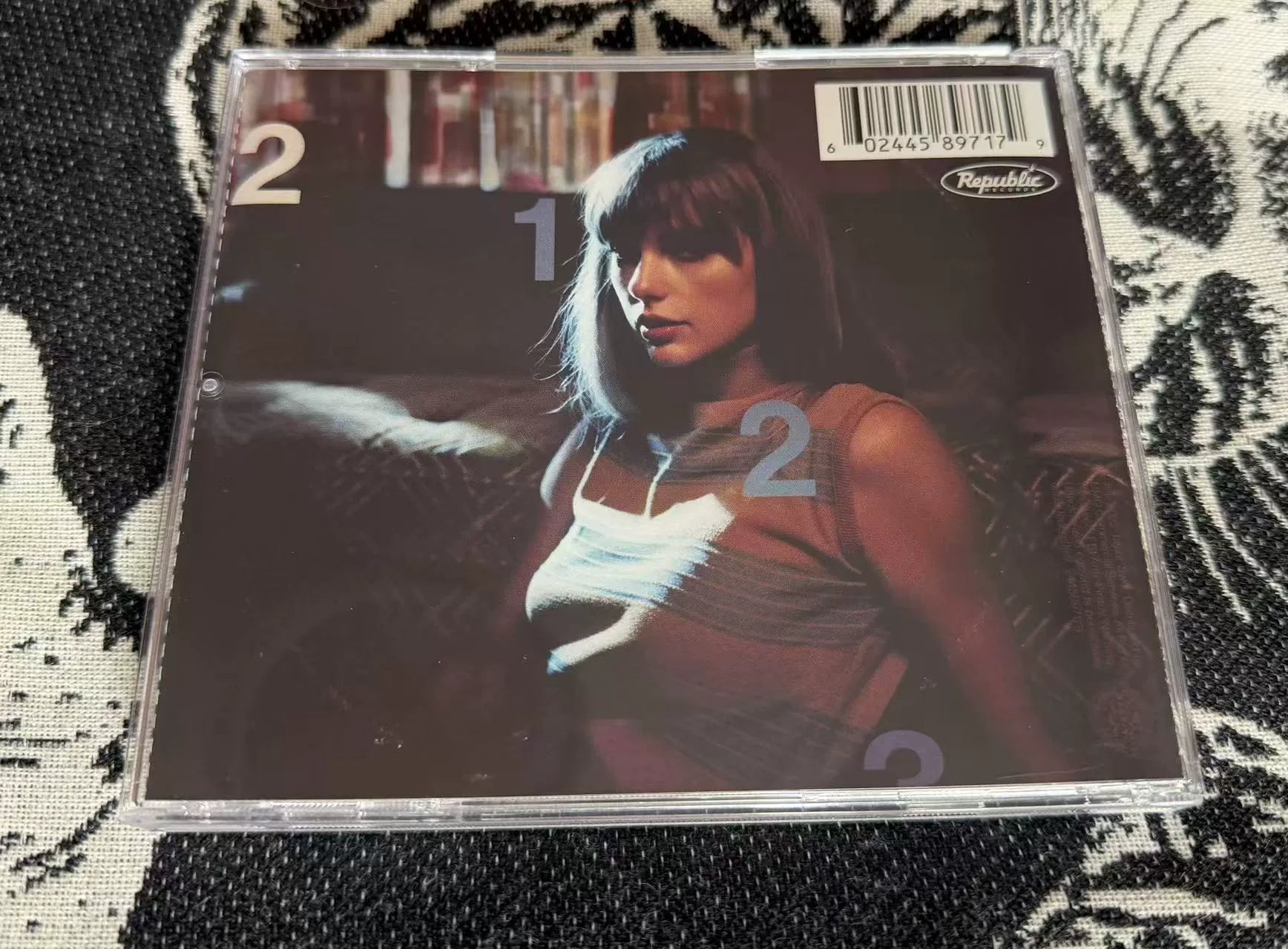 Taylor Swift – Midnights Signed Moonstone Blue CD