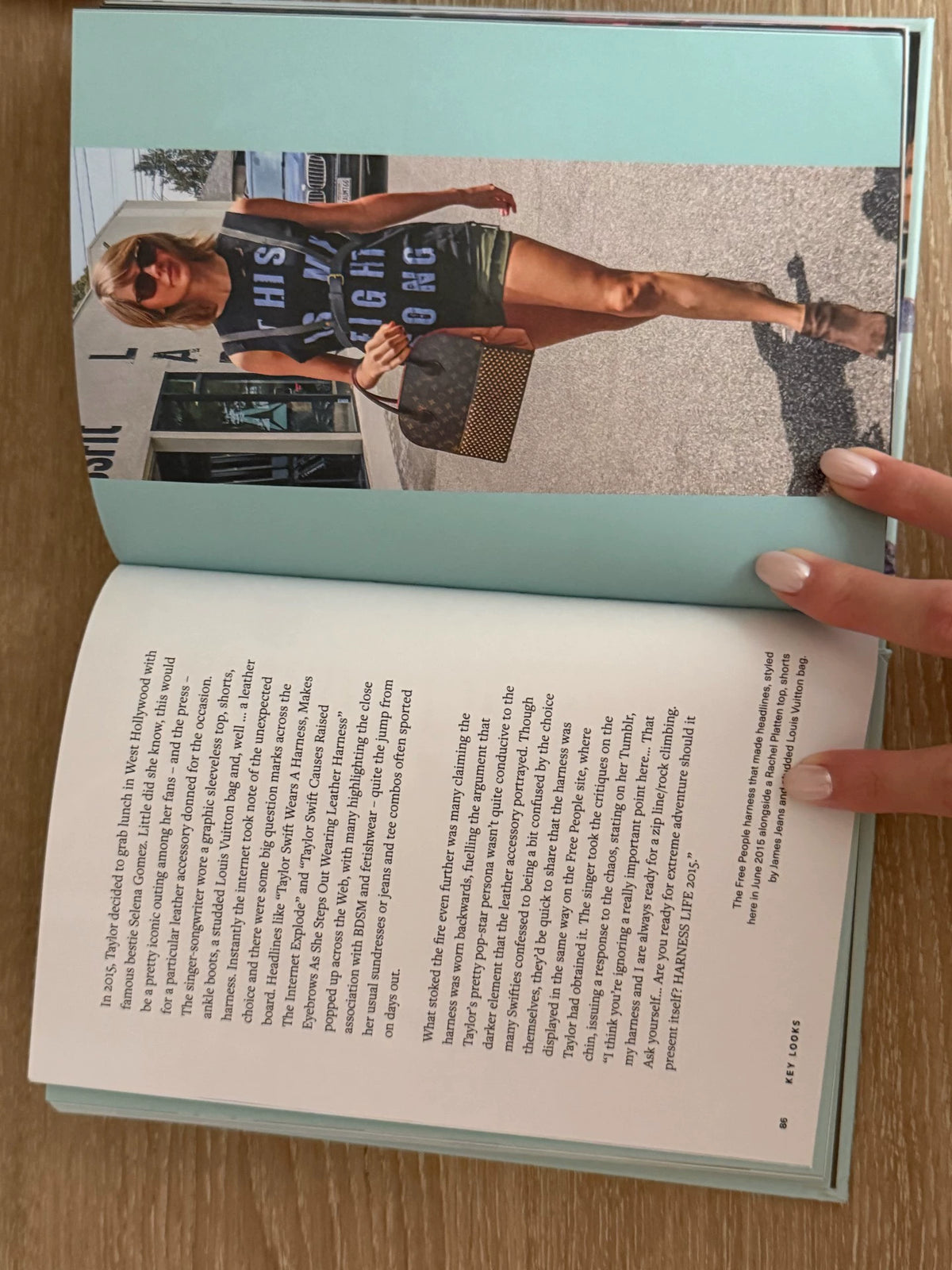 Taylor Swift – Icons of Style, English Hardcover Book – actual item photograph 3