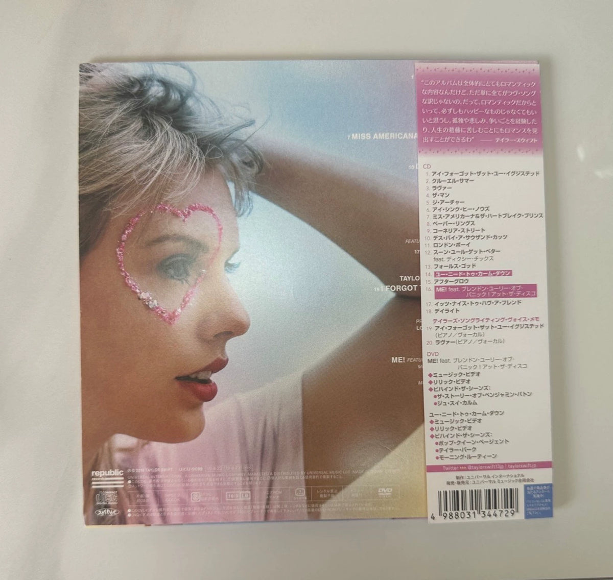 Taylor Swift – Lover – Japanese Limited Edition CD and DVD – actual item photograph 2