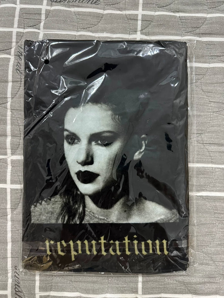 Taylor Swift – Reputation Tour Cotton Towel