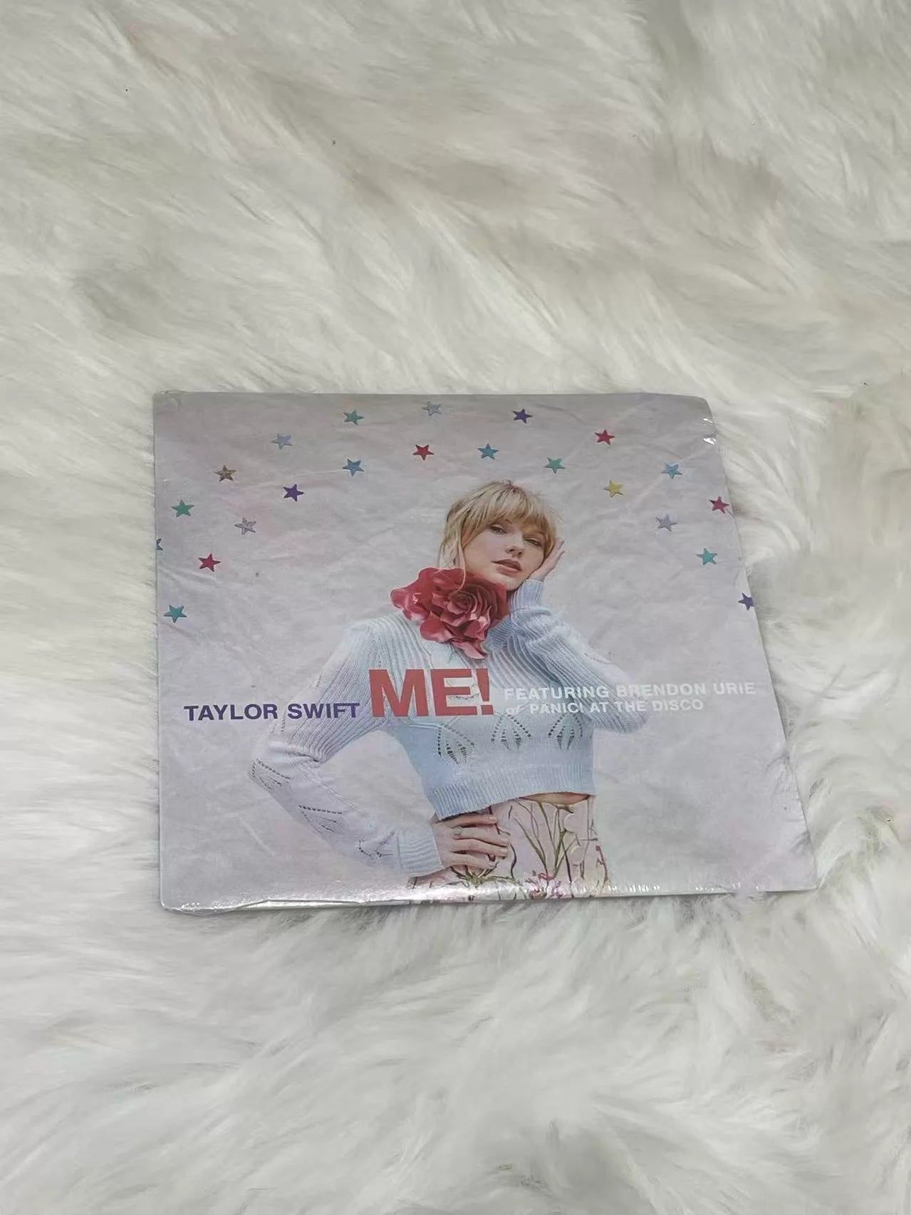 Taylor Swift – ME! 7-Inch Star-Confetti Picture Disc — front view