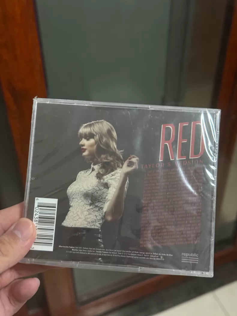 Red — Original (2012) & Taylor's Version (2021) – URVC