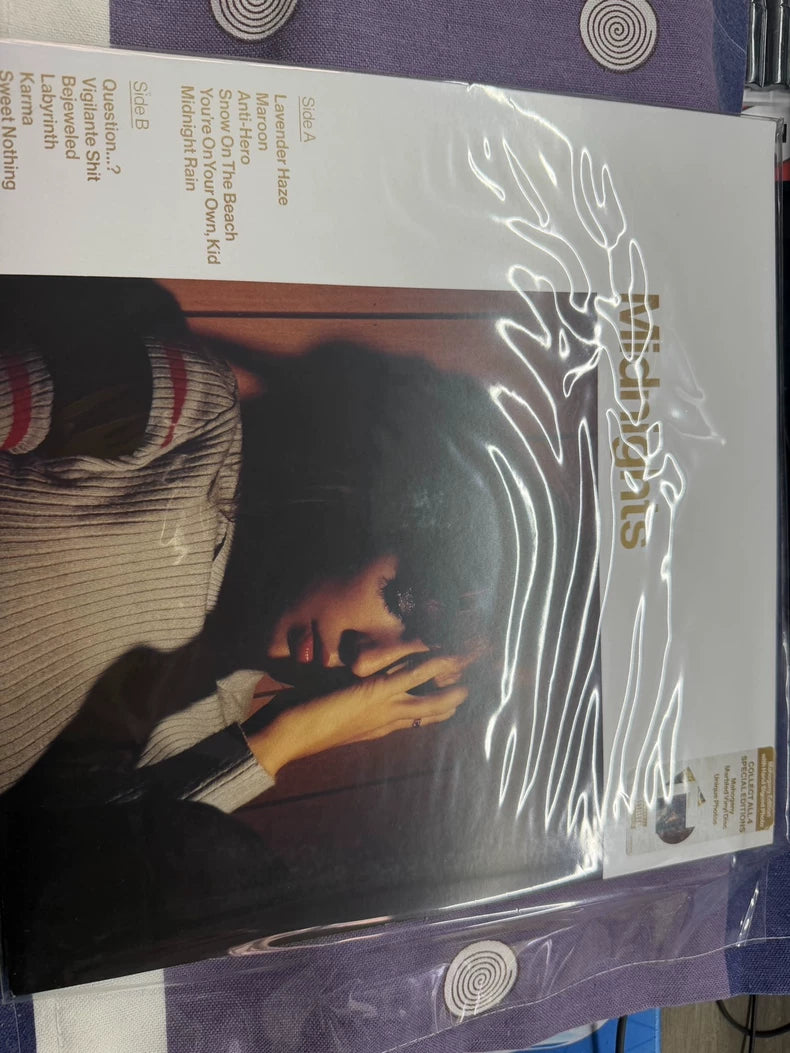 Taylor Swift – Midnights – Mahogany Vinyl with Signed Heart Photo
