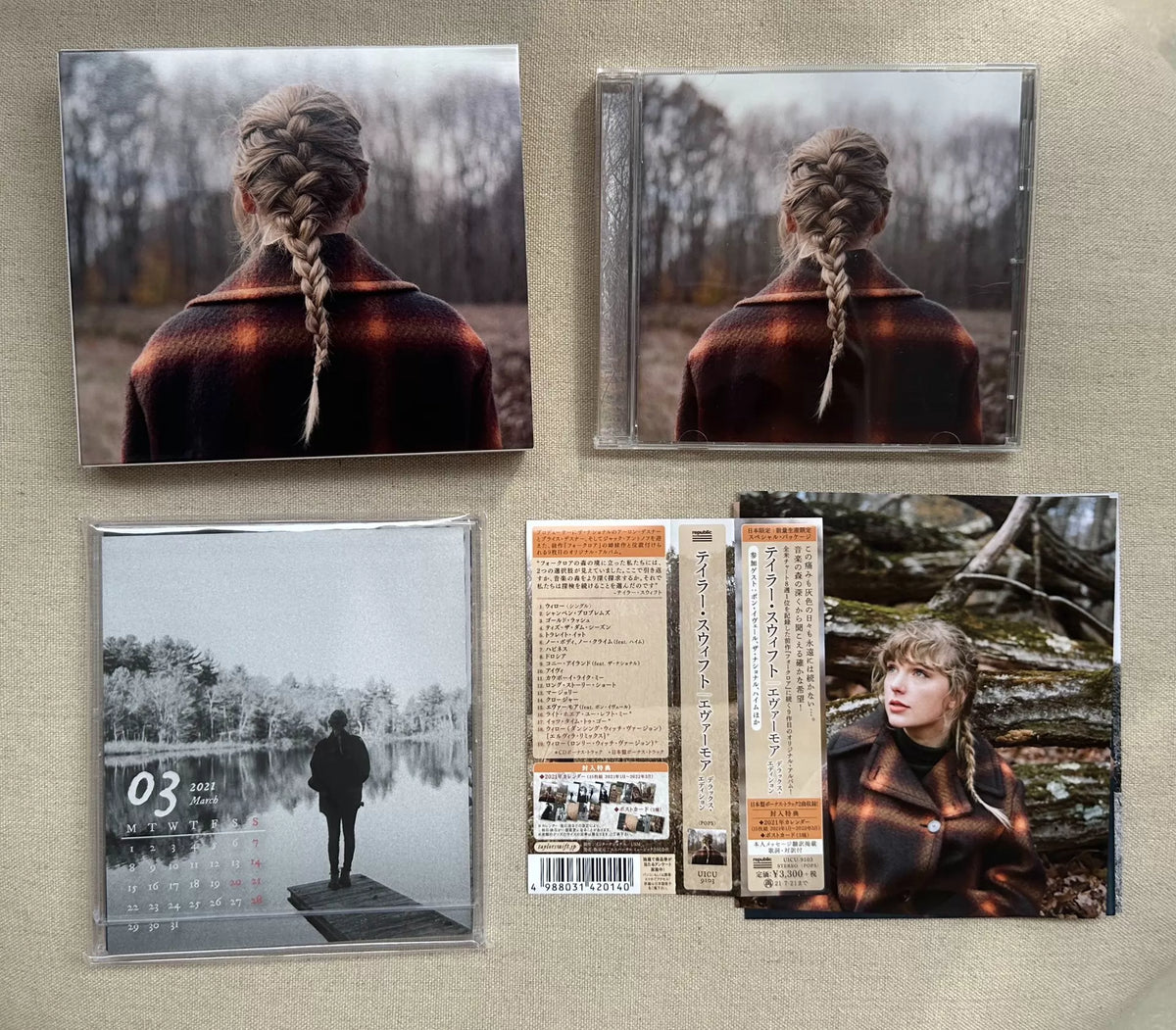 Taylor Swift – Evermore – Japanese CD with Calendar Cards, Damaged Card Case – actual item photograph 6