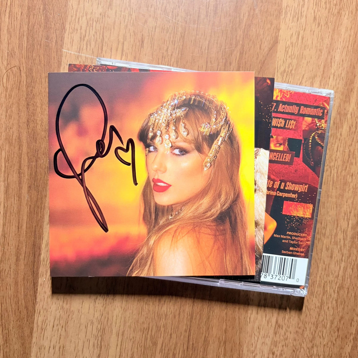 Taylor Swift – The Life of a Showgirl – Signed Insert Version 1 CD