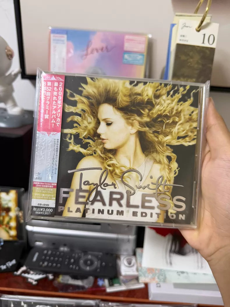 Taylor Swift – Fearless Platinum Edition Japanese CD+DVD with Obi – Near Mint – photo 2