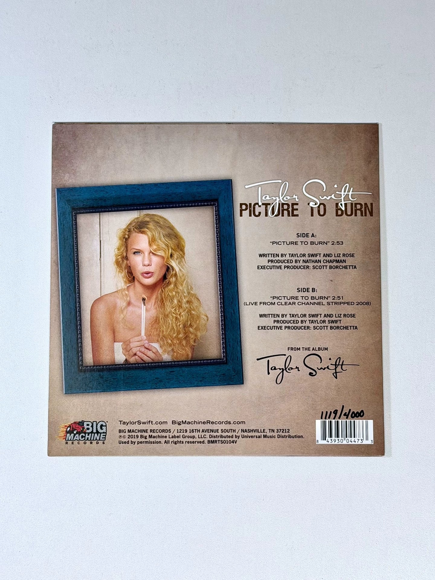 DebutTaylor Swift (Debut) – URVC
