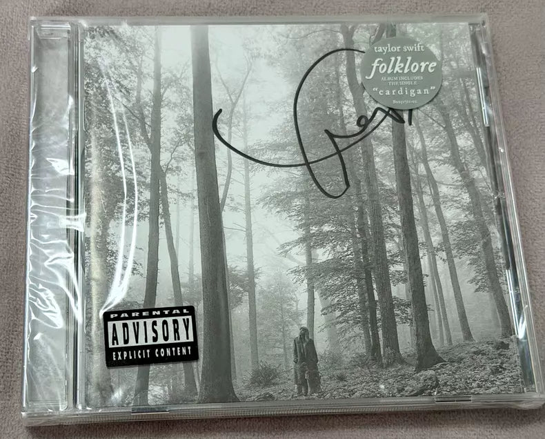 Taylor Swift folklore First-Batch Heart Signed CD – Sealed