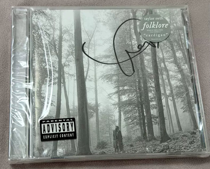 Taylor Swift folklore First-Batch Heart Signed CD – Sealed