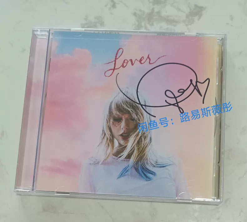 Taylor Swift – Lover Signed CD