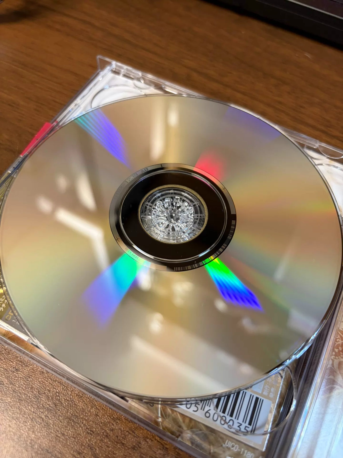 Taylor Swift – Fearless Platinum Edition, Japanese CD + DVD – actual item photograph 8