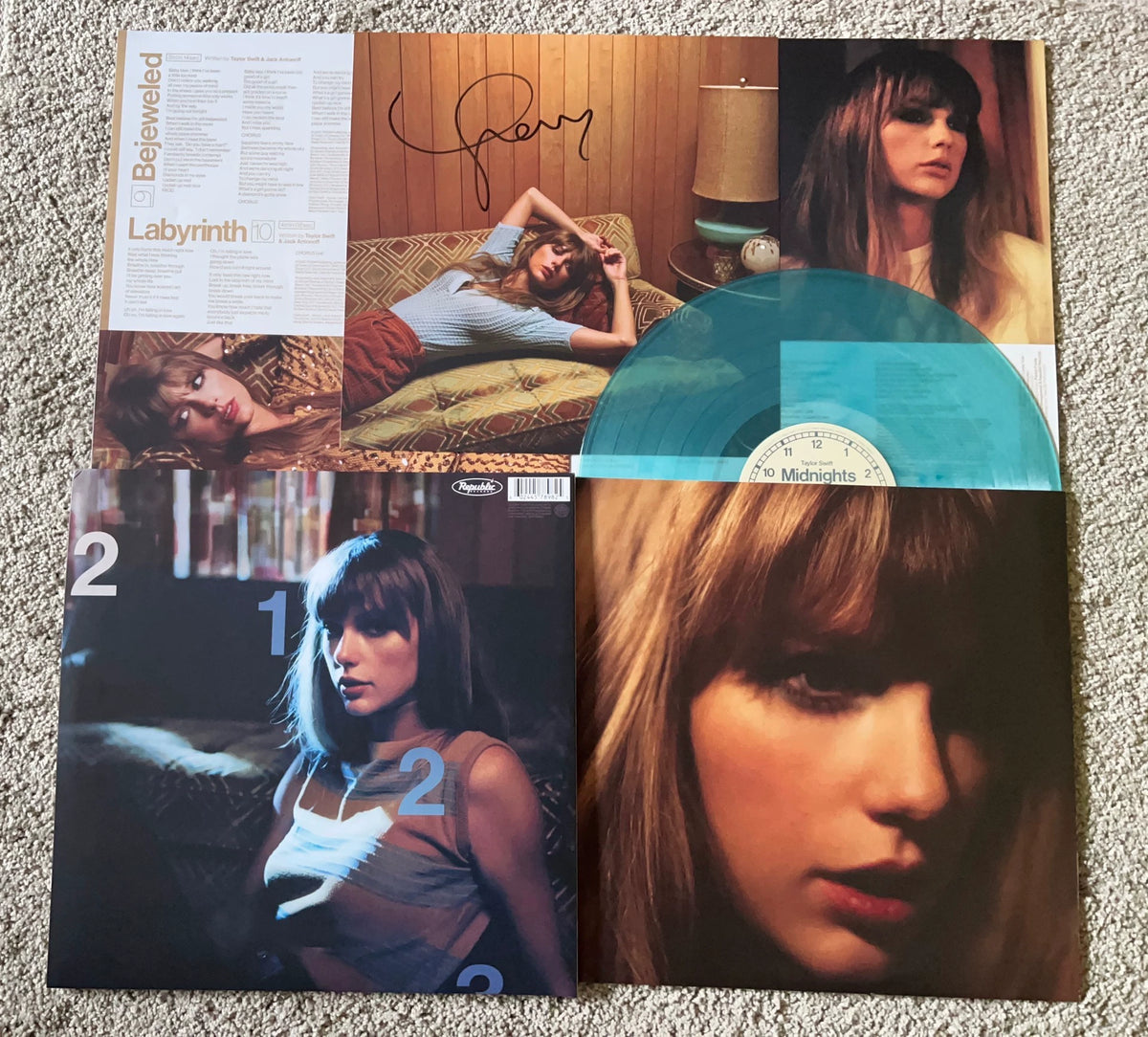 Taylor Swift – Midnights – Moonstone Blue Vinyl with Signed Art Card – actual item photograph